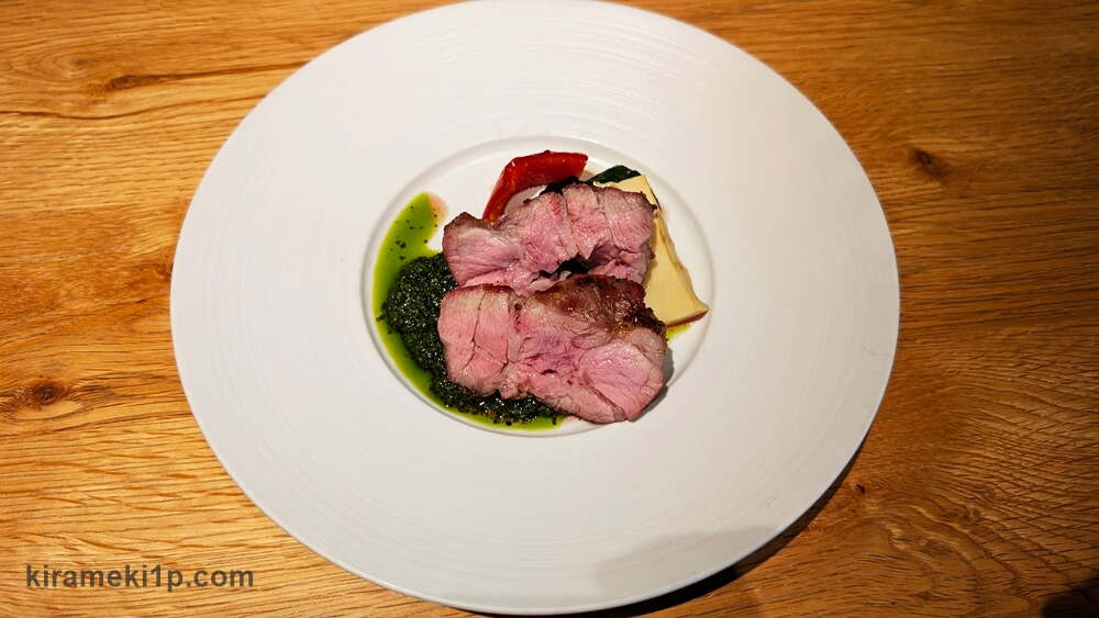ランチビュッフェをレビュー、肉料理